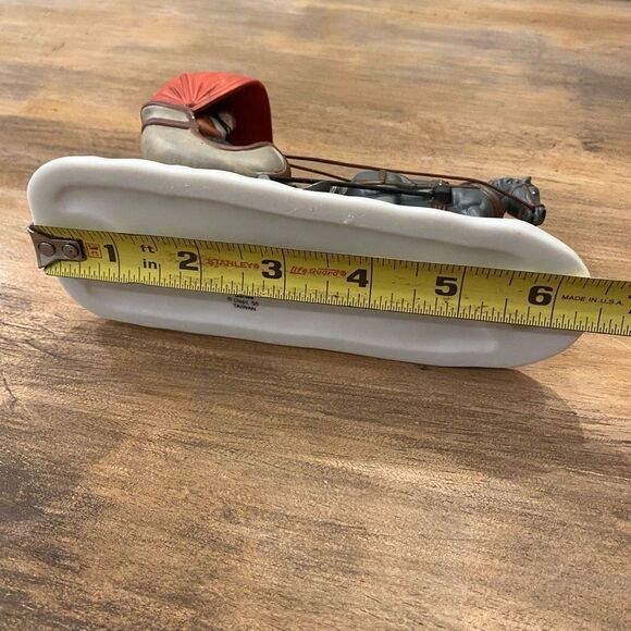 Department 56 One Horse Open Sleigh Heritage Village #5982-0 Accessory - Picture 8 of 10